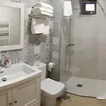 بيت شباب Pineda