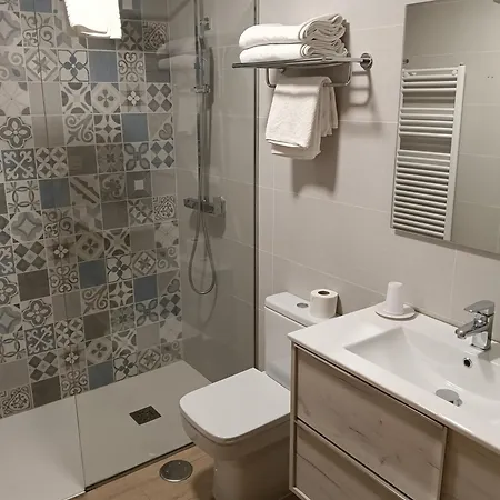 Hostel Pineda *