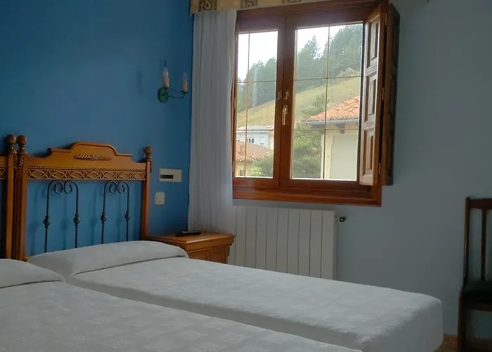 Pineda 세르베라데피수에르가