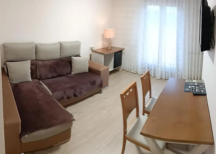 Pineda * סרוורה דל פיסוארגה